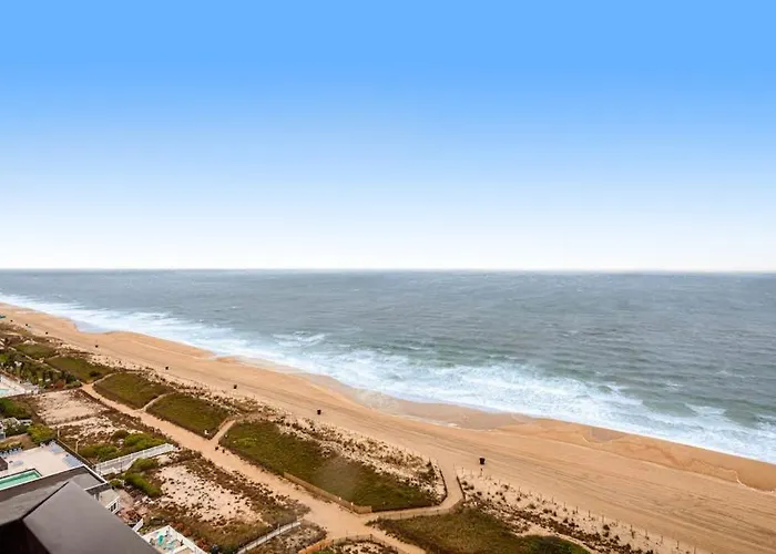 Beach-view Well-equipped With Balcony Pools Gym & Tennis *