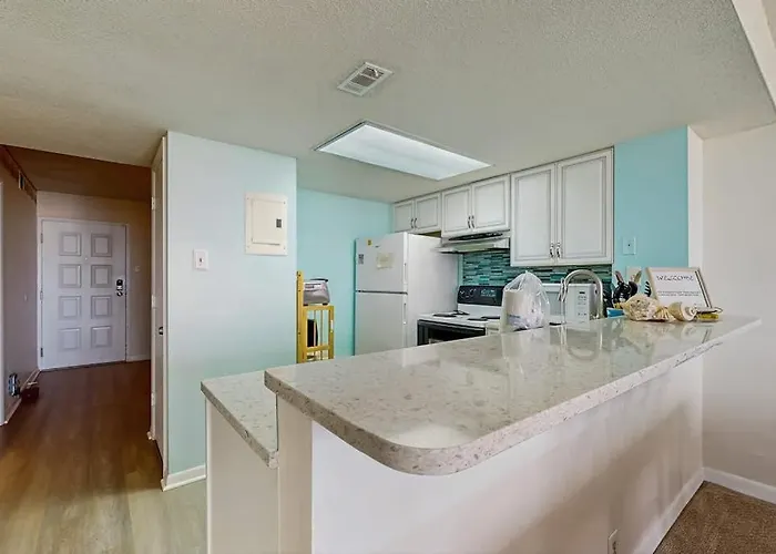 Beach-view Well-equipped With Balcony Pools Gym & Tennis Holiday home Ocean City