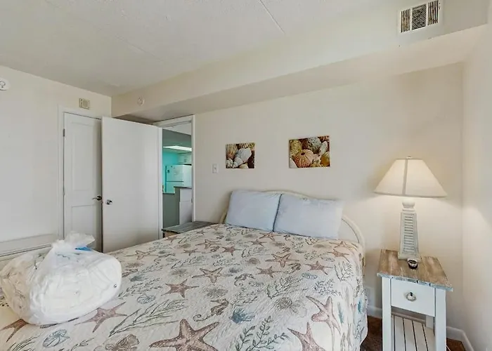 Holiday home Beach-view Well-equipped With Balcony Pools Gym & Tennis
