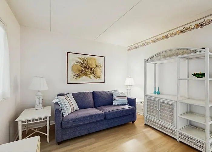 Holiday home Beach-view Well-equipped With Balcony Pools Gym & Tennis
