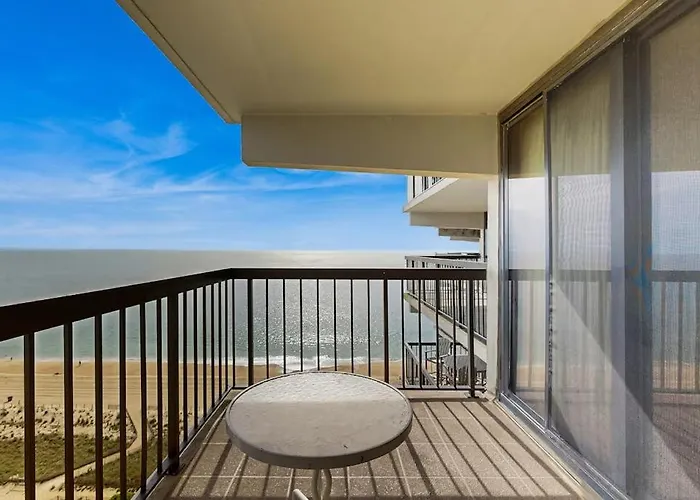 Beach-view Well-equipped With Balcony Pools Gym & Tennis Holiday home Ocean City