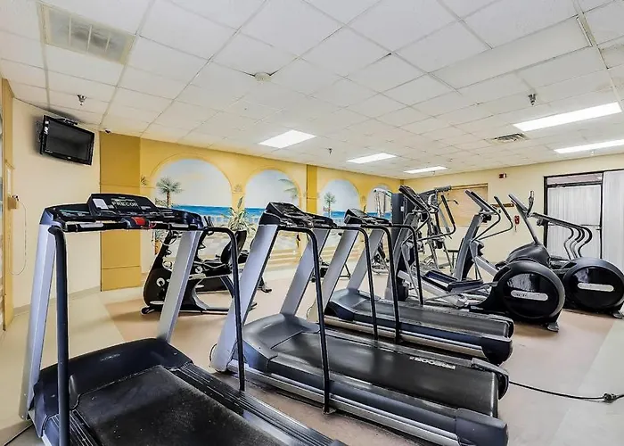 Beach-view Well-equipped With Balcony Pools Gym & Tennis Holiday home *