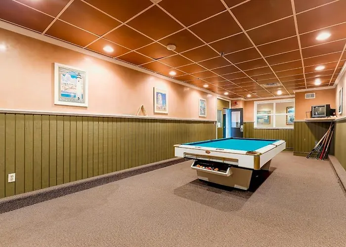 Holiday home Beach-view Well-equipped With Balcony Pools Gym & Tennis *