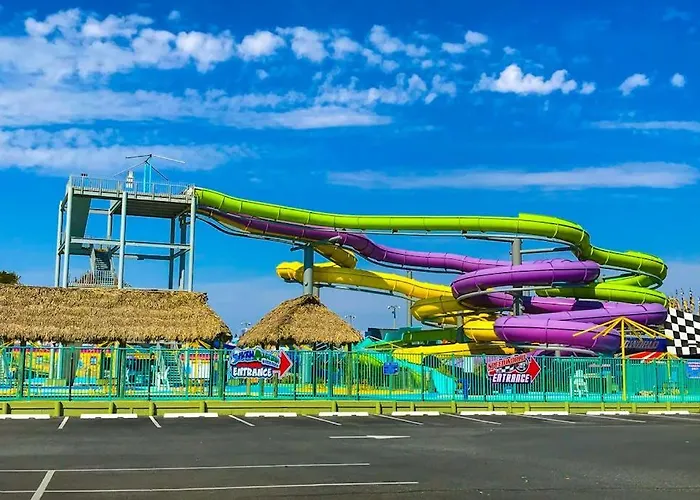 Holiday home Beach-view Well-equipped With Balcony Pools Gym & Tennis *